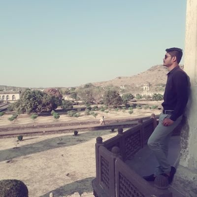 roydjkunal's profile picture. Die hard fan of Shahid Kapoor💕💕💕





























wish me on 10 march 🎂🎂