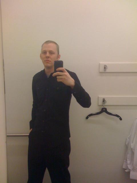 bry223's profile picture. 