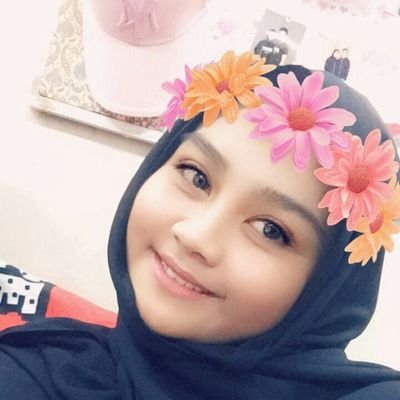 Ginazack08's profile picture. be yourself