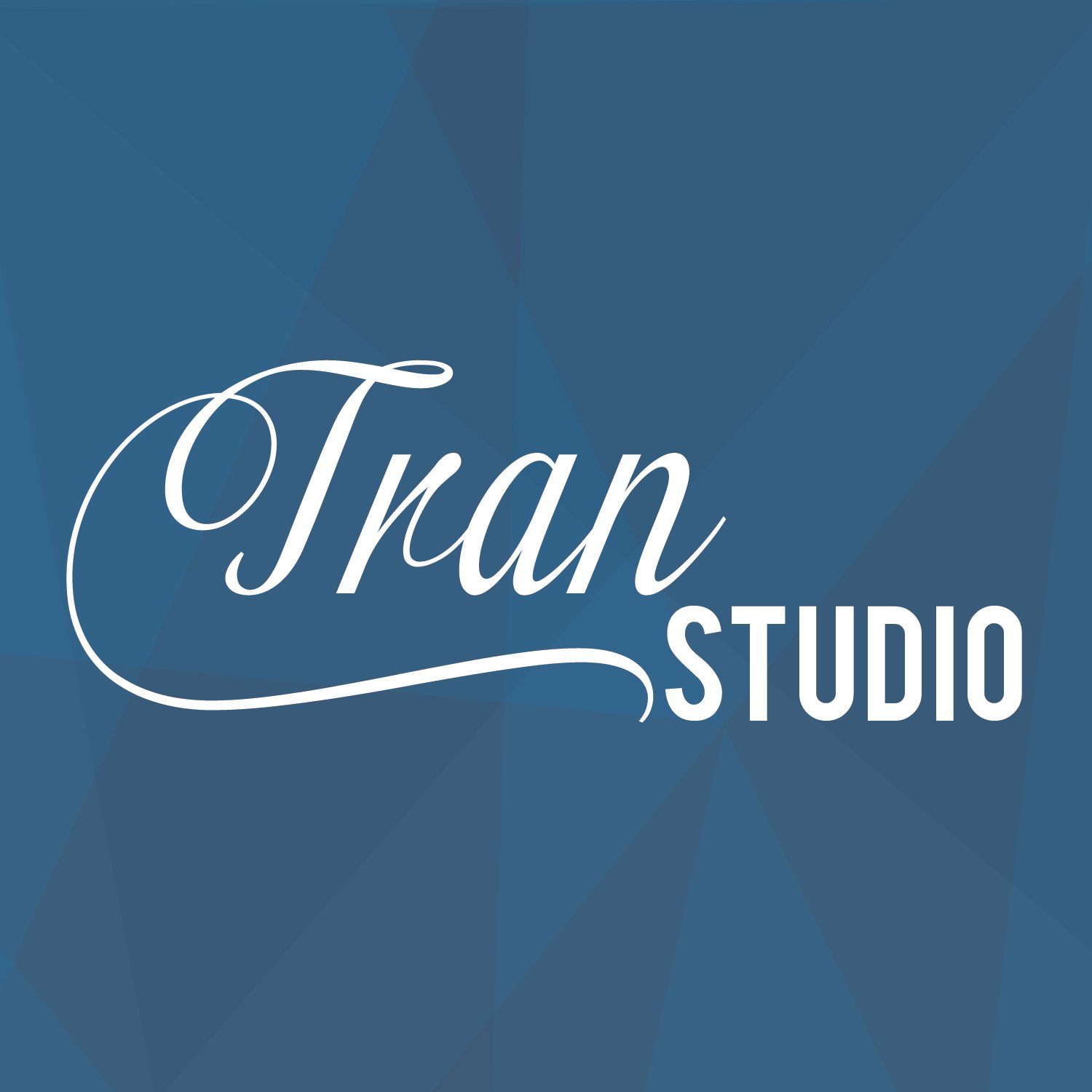 Passionate about hair! Hair salon in Edmond by Thuy Pham, specializing in women, men, and kids hair styling.