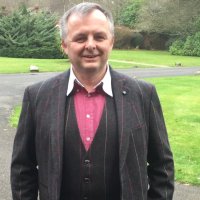 John Hales - @JohnHal75174634 Twitter Profile Photo