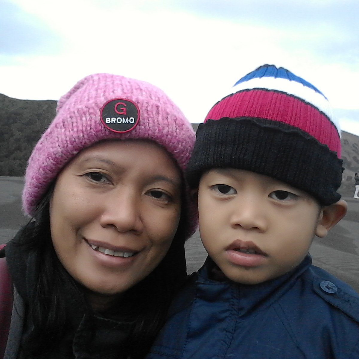 wahanakecil's profile picture. Just an ordinary book reader. A freelance translator.