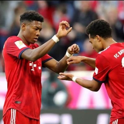 footbaIIbird's profile picture. Die Flaschen in meinem Wandschrank stehen im 4-3-3 System.


    


                                      @FCBayern FT Account | Rot und Weiß ein Leben lang 🔴⚪