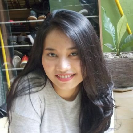 gitafiskarina's profile picture. ku lari ke twitter.