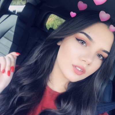 Avalwoo's profile picture. please excuse my failing sense of humor