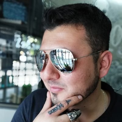 34 , CDMX
Gerente A&B, bohemio, trovador, blasfemo e irracional. Wrestling, Rocker, Gamer
Nunca te rindas!!!