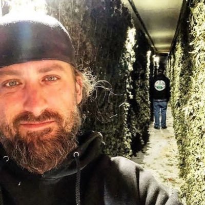 Underpaid worker by day. Cannabis blogger by night and usually on weekends. #Activist ☘️🍁🍀🍁💥🔥