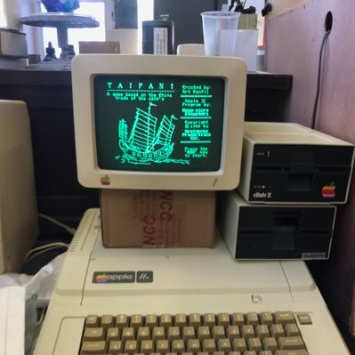 game developer(Unity), student, programmer, apple ii enthusiast, and tech enthusiast