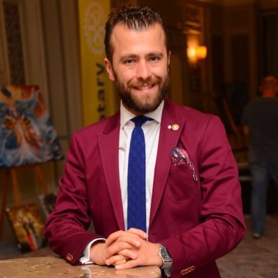 huseyinakcar's profile picture. ⚖️Avukat - Sui Generis Tiyatro Koordinatörü- Halk Dansçısı