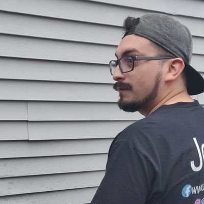 OhJorgie's profile picture. Im just a tad bit bit terrified of the future 🤷🏼‍♂️