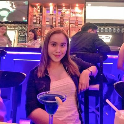 iameymee_'s profile picture. Being sad is just a waste of time 😉