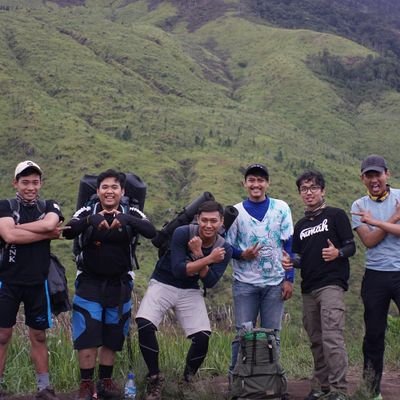 tukang Gundam., tukang sepeda,. tukang bangungan