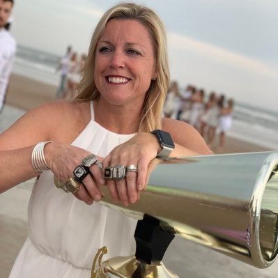 Lindenwood University Cheer Coach 9x national champs @luallsmarge ~ IL State Director ~ Mom of three 💖💙💙