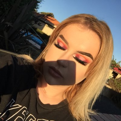 19 ✨ hardcore janoskianator x x business makeup enquiries : abbylmatthes@yahoo.com