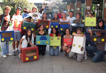 Colectivo voluntario de comunidad ITESO con el fin de provocar la reflexión y participar en acciones para mejorar la movilidad urbana desde nuestra Universidad.