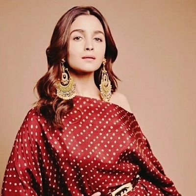 • Pics and Gifs related to my queen Alia Bhatt  •