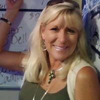 Cindy Clawson - @CindyClawson12 Twitter Profile Photo