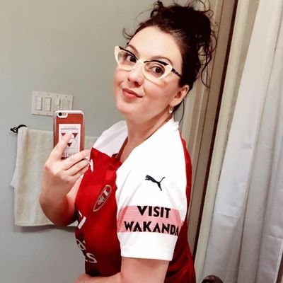 WakandaKe's profile picture. Follow back if you dont follow me 😂😂