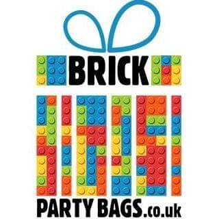 Brick party bag LEGO®️mini builds at only £2.99 each! We sell ECO FRIENDLY, BIODEGRADABLE brick party bags to make your brick themed party easier!