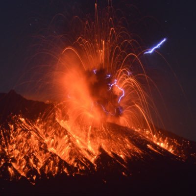 鹿児島 I Love 桜島 日常的な桜島の噴火や爆発を昼夜を問わずに撮ってます。また県内の色々な自然な自然な風景など撮影してます。写真好き集まれ。無言フォロー🆗です。