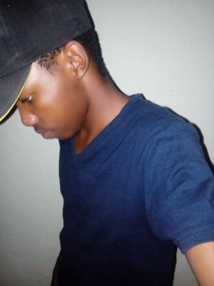 LoyisoRaizo's profile picture. LØ ¥Ì $Ø