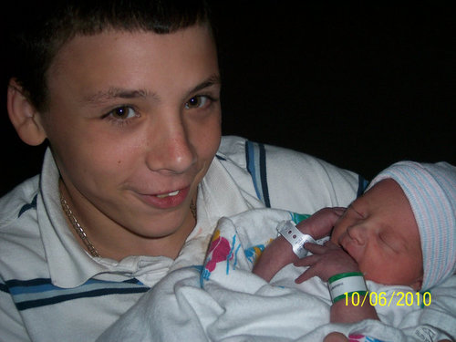 dmills411's profile picture. 