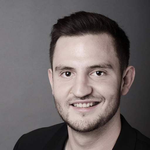 SGross_'s profile picture. Journalist @SZ | Alumni @otto_friedrich