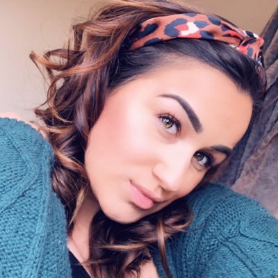 oliviafrances93's profile picture. 