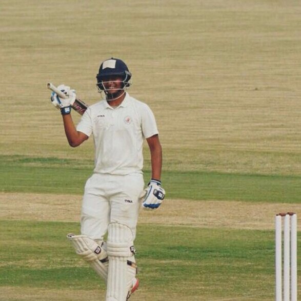 ArnavKishor18's profile picture. 