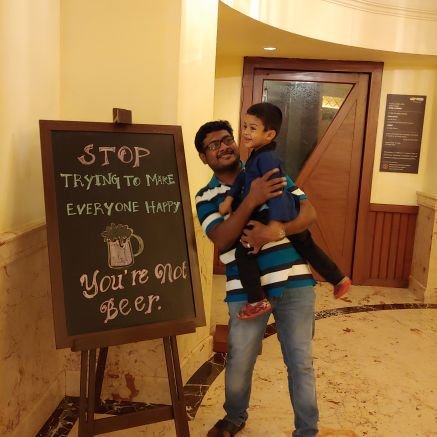 iamameer's profile picture. Banker