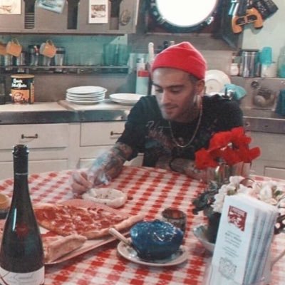 rpwzavn's profile picture. no one makes it out alive in paradise