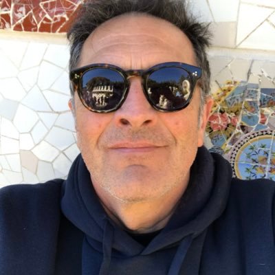 renatoganhito's profile picture. 