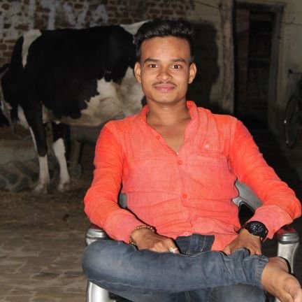 SachinS18349498's profile picture. आशियाना बनाये भी तो कहाँ बनाये साहब 
जमीने महँगी हो चली है दिलों लोग जगह नही देते
  महादेव