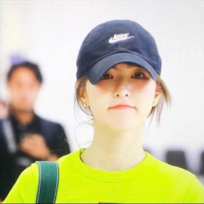 Ali03082's profile picture. 希望我可以在快樂與痛苦之間找到一個屬於自己的時區