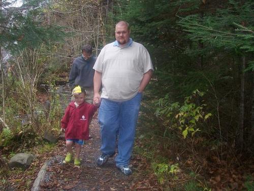 Concervitive single father. Basicly im a gun hugger not a tree hugger! 

Trying to figure out why the government is making my kids future so tough?