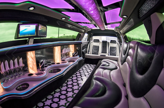 ingegneri_info's profile picture. We are San Antonio's premier limo and party bus service while keeping our rates affordable. We have the best rates in SATX!  210-610-1051