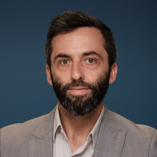 Chrissocialsim's profile picture. Director for @socialsimulator and @helpfuldigital Americas team. Former consultant with @Regester_Larkin and @BBC worker bee #crisiscomms #crisismanagement