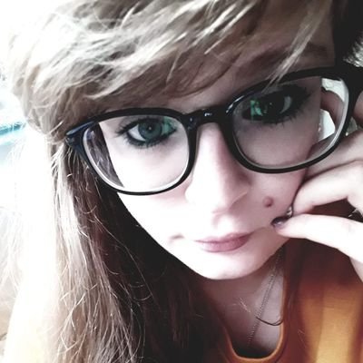 lottie_91's profile picture. When you take a flower in your hand and really look at it, it's your world for the moment. I want to give that world to someone else.