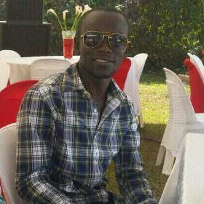 eryque7's profile picture. Passionate about Tech and cloud Engineer