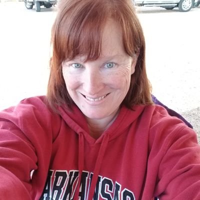 Arkansas Razorback Girl /Military Wife (Now retired)/ Love Storms / Advanced Skywarn spotter