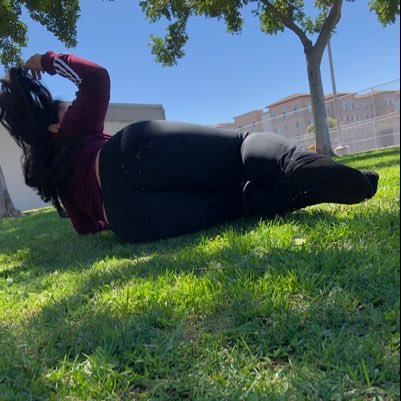 just a thick sexy Latina looking for a sugar daddy to pay my bills ❤️ cashapp name is vanessssa26 💙