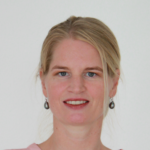 Politisk chef hos Danske Vandværker. Arbejder for at sikre rent og sundt drikkevand til danskerne - nu og i fremtiden. Skriv til mig på irf@danskevv.dk