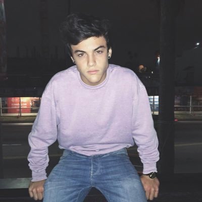 sadboihourdola1's profile picture. free follow, to keep||follow @sxdboihour