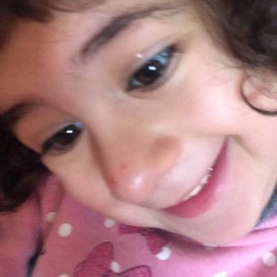 AzizaShaheen4's profile picture. Aa