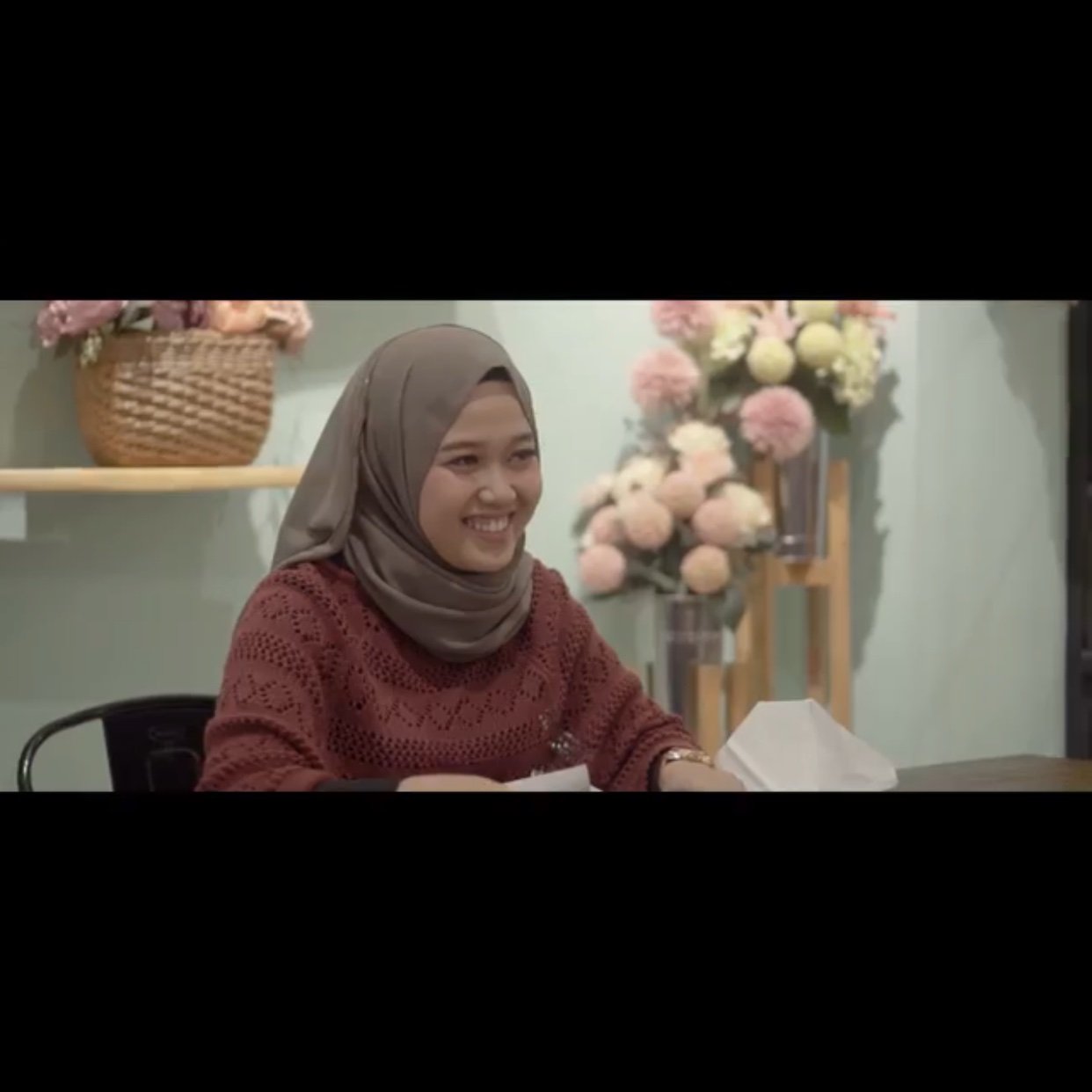 WinyAnandita's profile picture. Bachelor of psychology 🎓