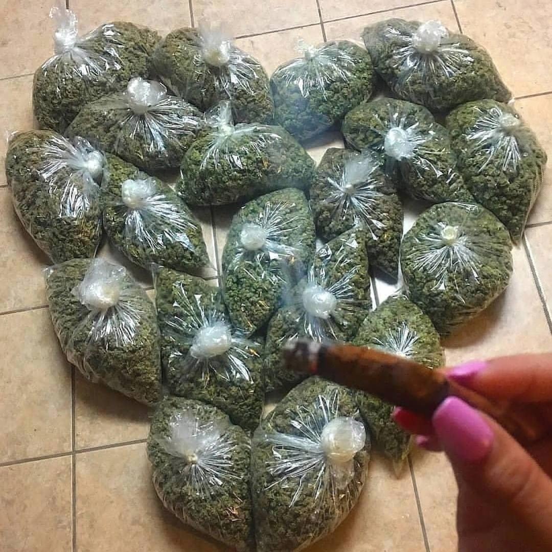 To quality stuff adults only ....+21 contact for discrete delivery