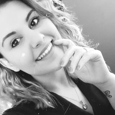 Naometocamenino's profile picture. #TeamPortugal † #Familia