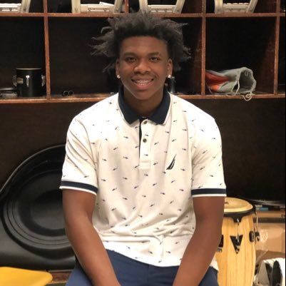 6’1 Guard 2020🏀 🖤 hard work beat talent when talent doesn’t work hard 🤫