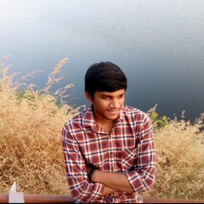 Yashnacharya's profile picture. Curious about everything