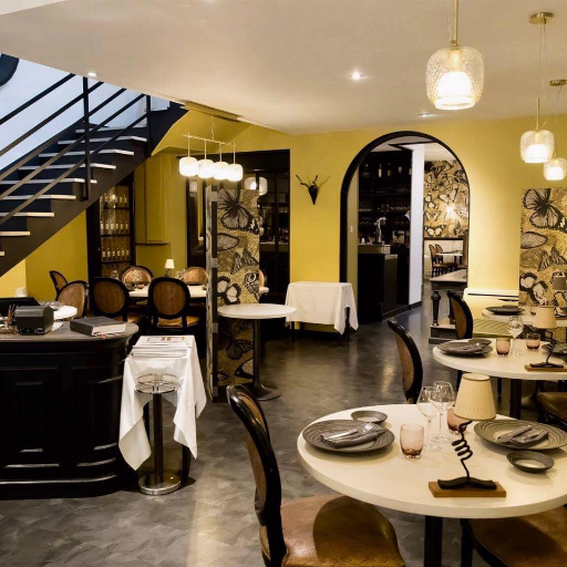 PlaisirsDsens79's profile picture. Restaurant #gastronomique situé dans le centre ville de #Niort, sur l'esplanade de la brèche.#gastronomie #maitrerestaurateur #cuisinemaison #vins @gaultmillau